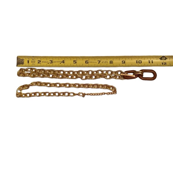 Geometric Layered Toggle Clasp Double Zero Shaped Pendant Choker Necklace - Picture 8 of 8